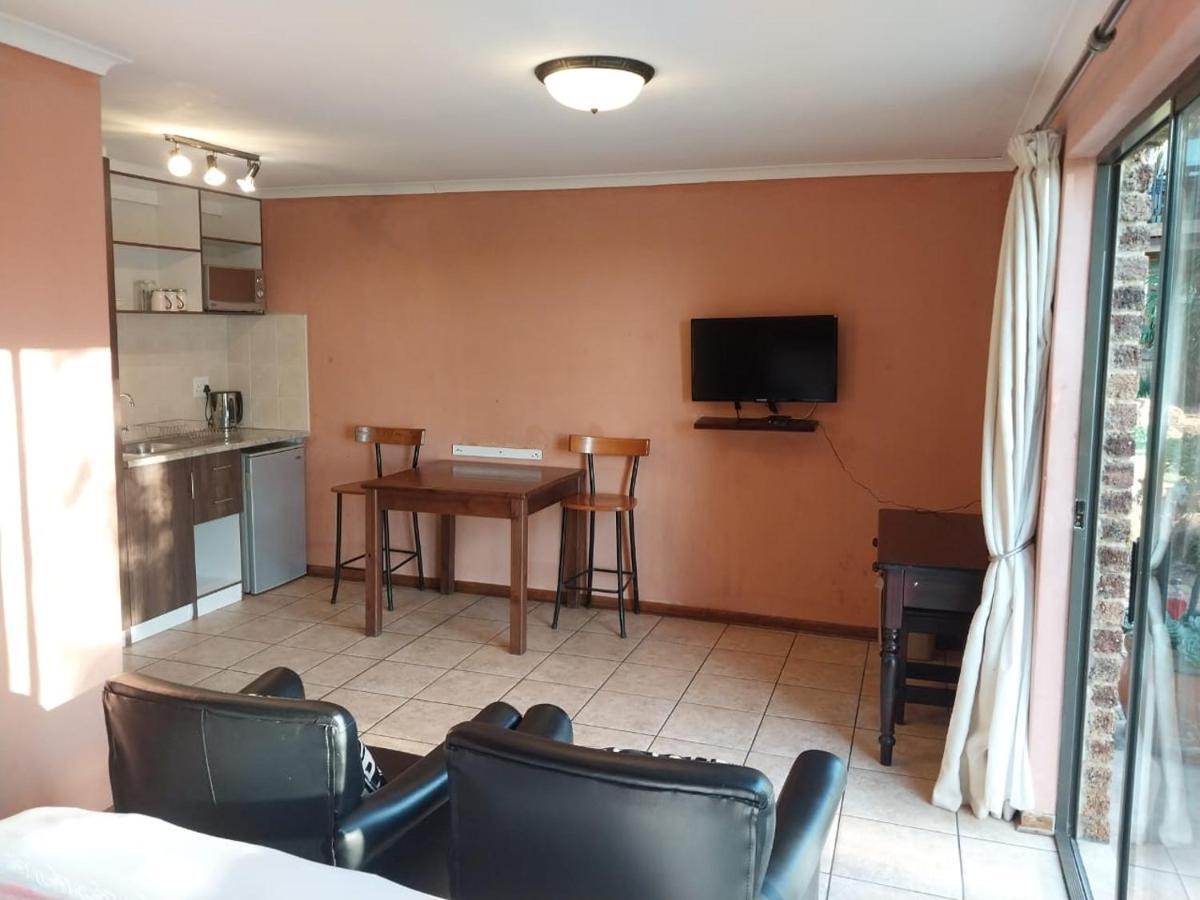 Kwena Maribane Lodge Bronkhorstspruit Exteriör bild