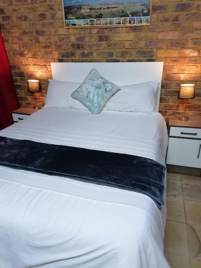 Kwena Maribane Lodge Bronkhorstspruit Exteriör bild